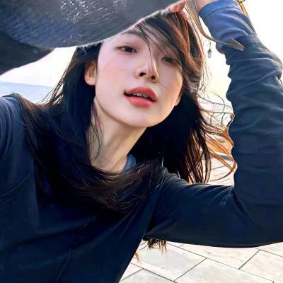 笔谈女公关封面